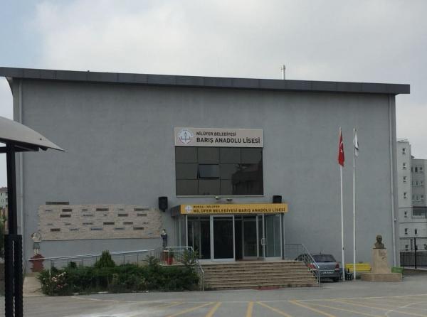 Nilüfer Belediyesi Barış Anadolu Lisesi resmi